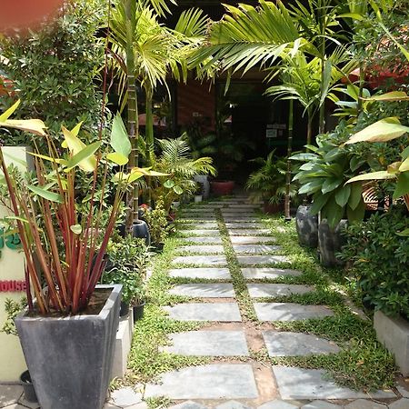 Siem Reap Green Home Guesthouse ภายนอก รูปภาพ